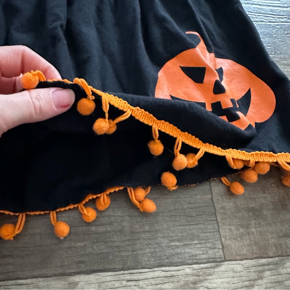 Pumpkins Jackolantern Halloween dress and leggings outfit set - Picture 4 of 9